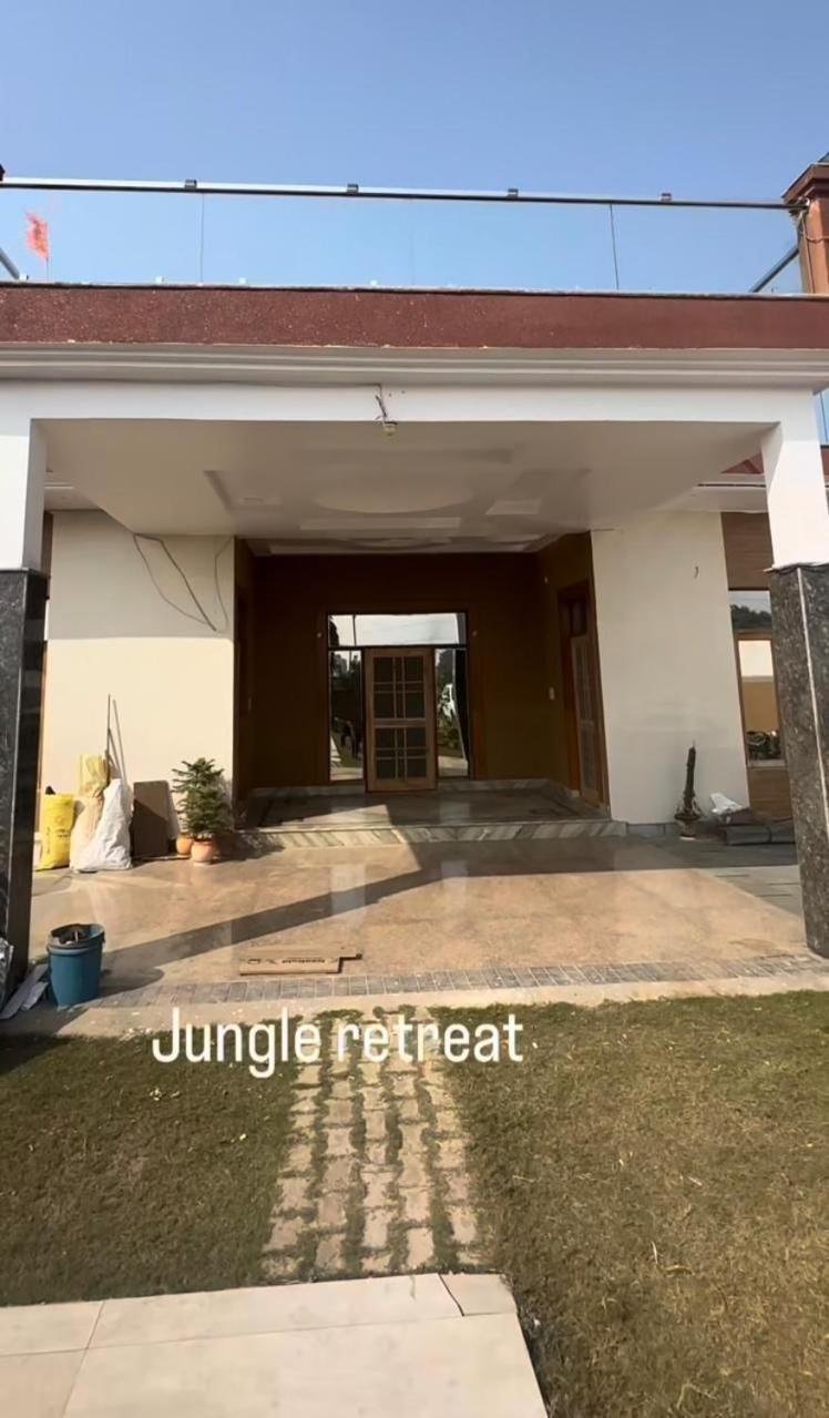 Hotel The Jungle Retreat Ghaziabad Exterior foto